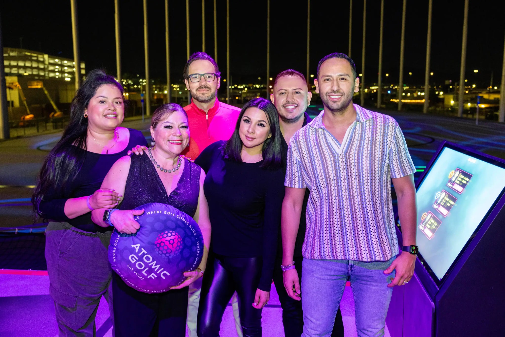 From Day Fun to Night Energy: What Your Visit to Atomic Golf Looks Like 🎉⛳🍹