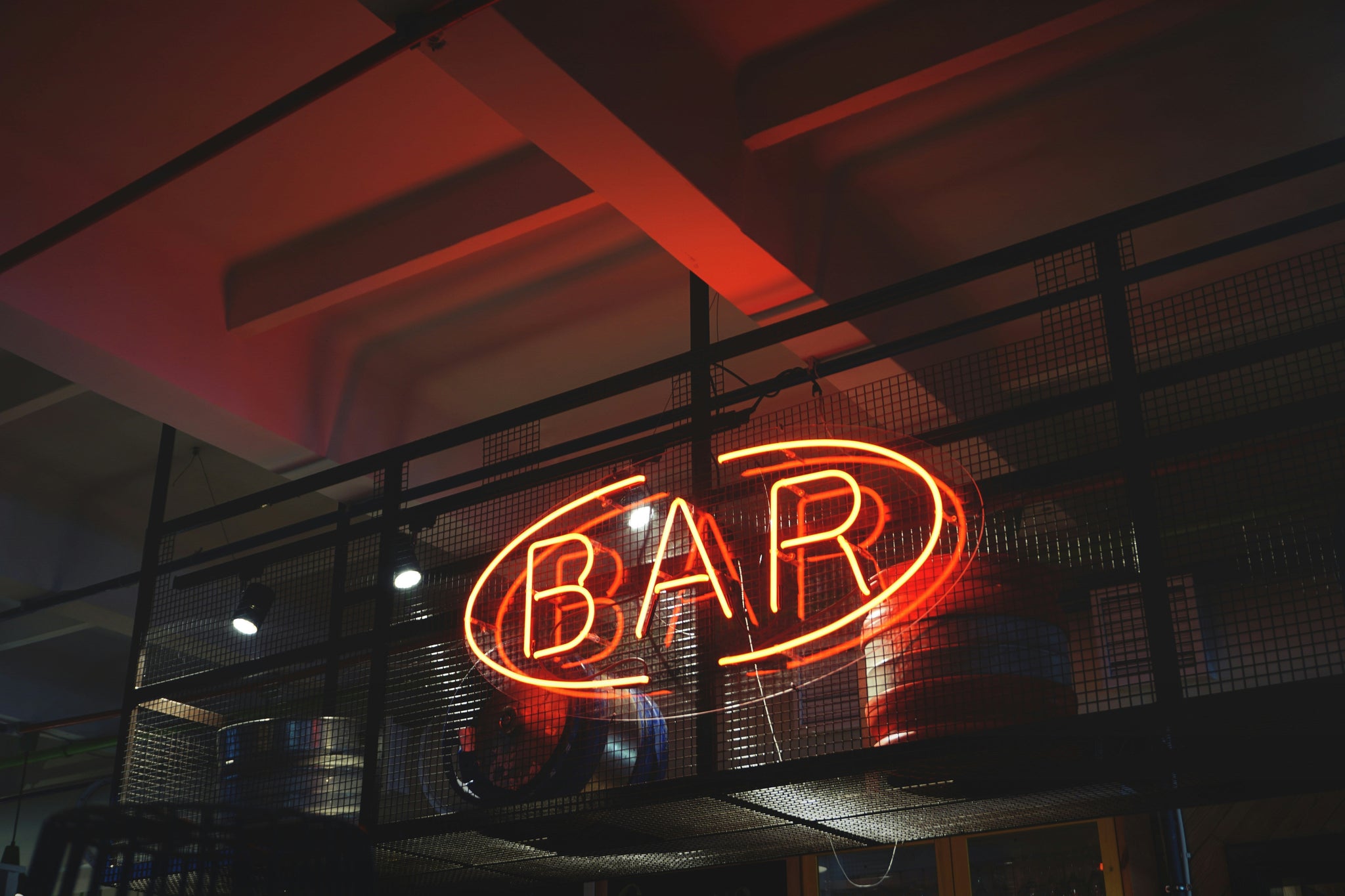 Best Bars Near The STRAT