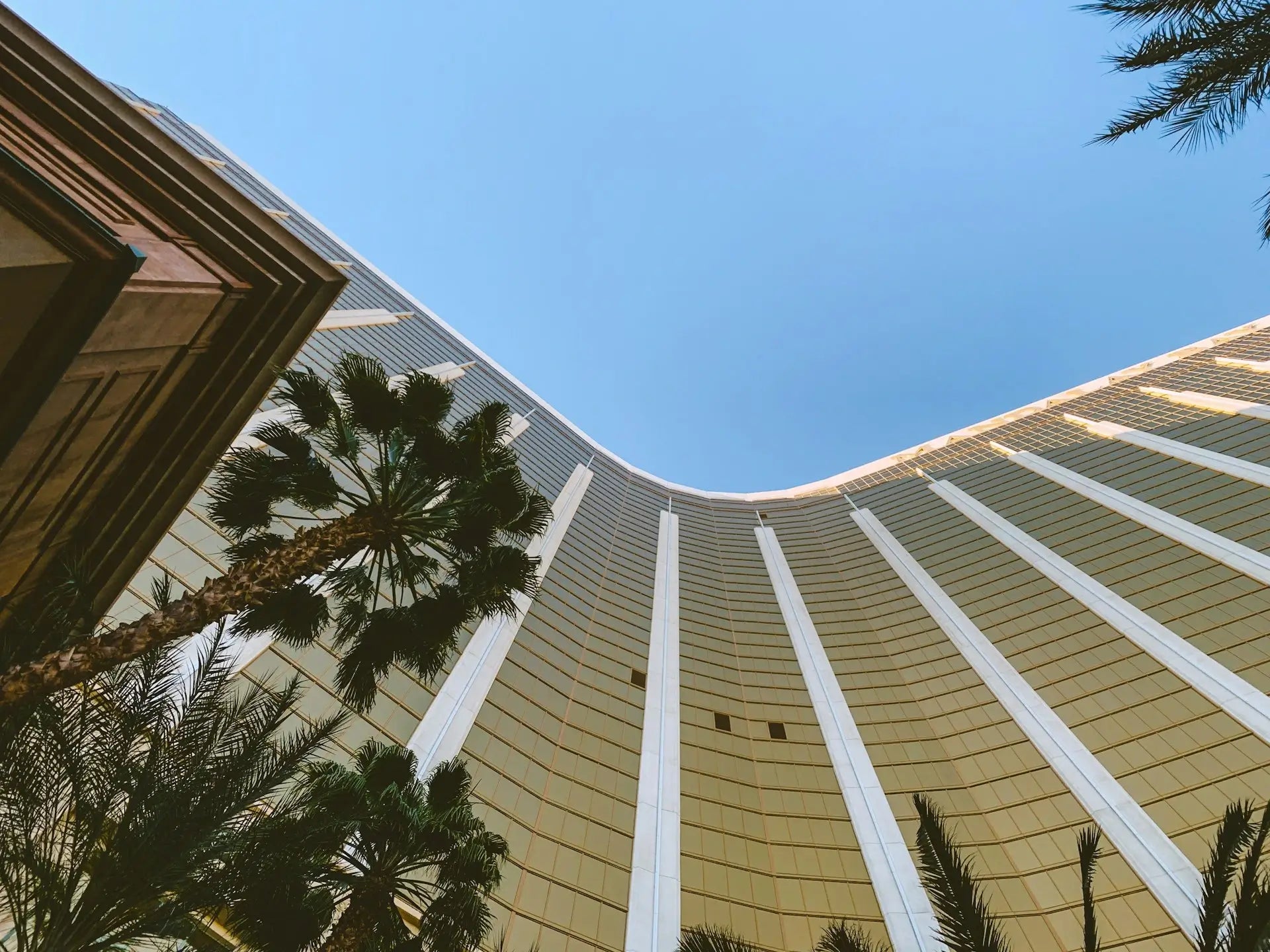Late-Night Hotspots Near Mandalay Bay Las Vegas