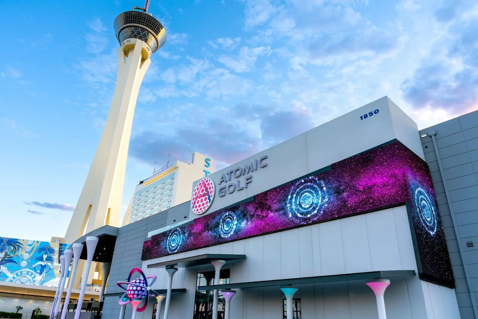 Everything You Need to Know Before Your First Atomic Golf Visit