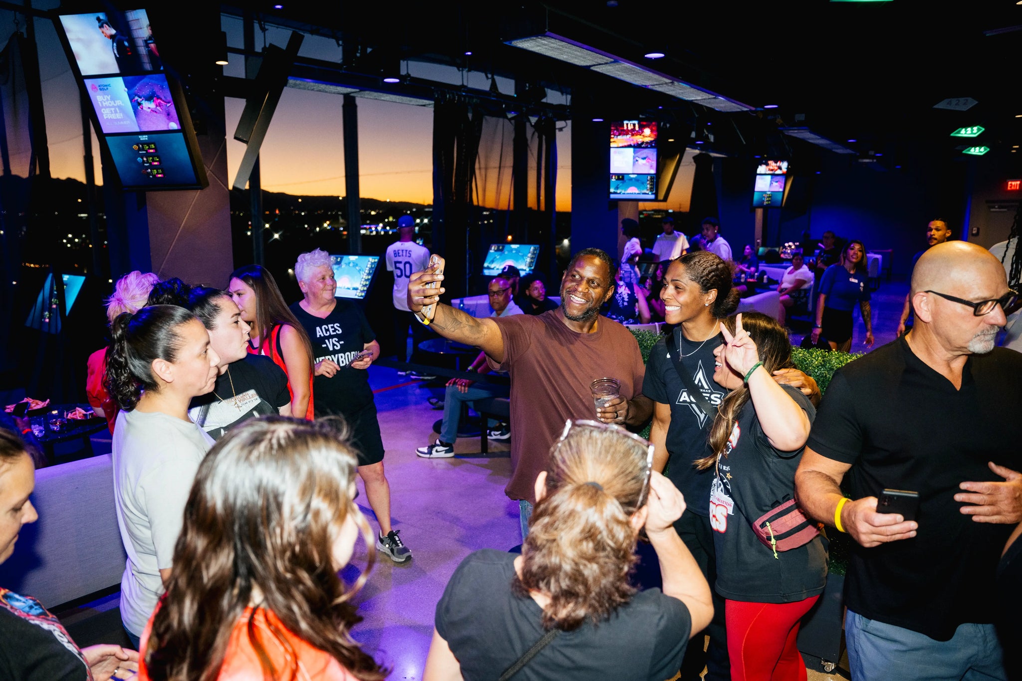 Atomic Golf delivers an all-in-one entertainment destination that flexes to your needs