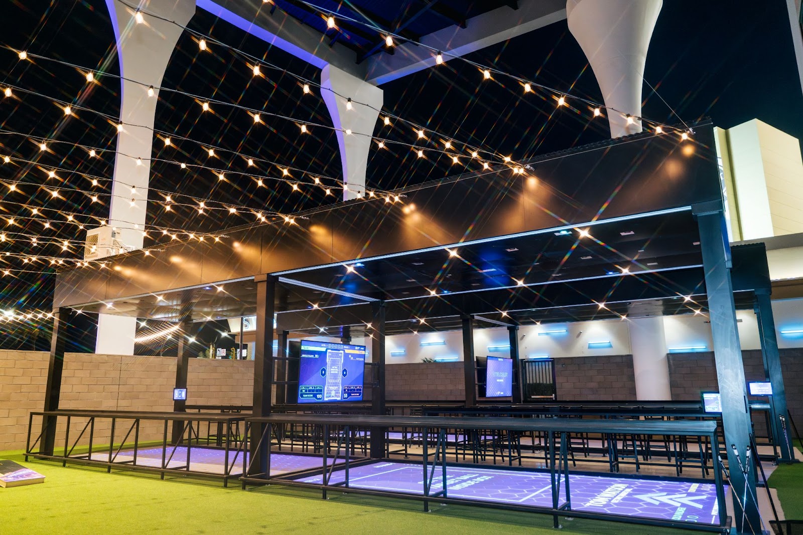 Atomic Golf Las Vegas putting range
