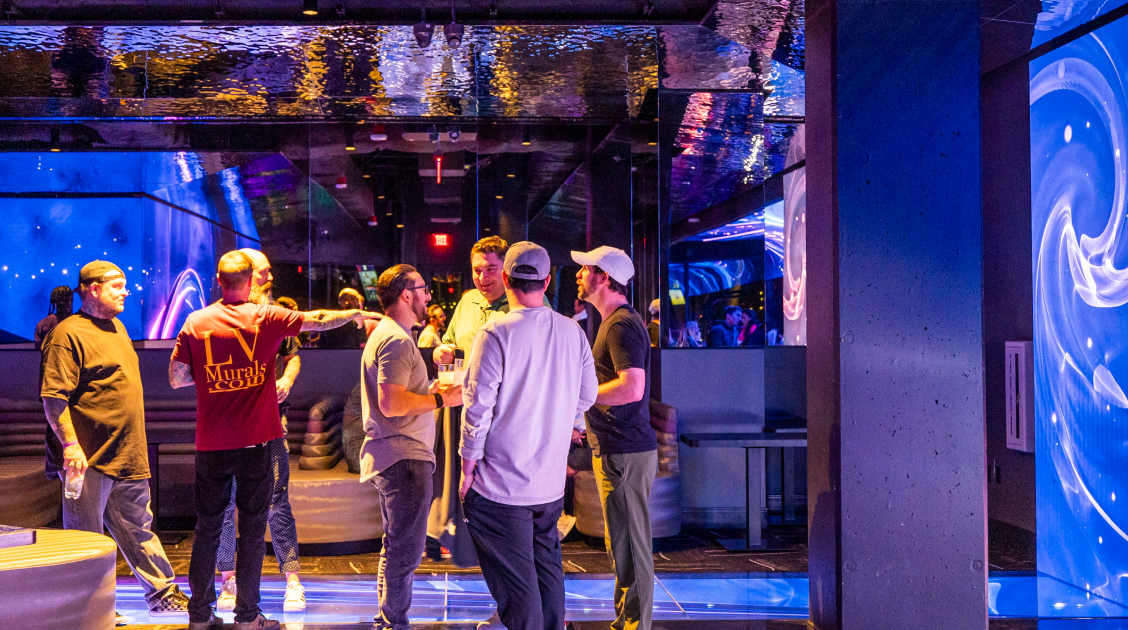 Reunions Reimagined: Turn Catching Up Into an Experience at Atomic Golf