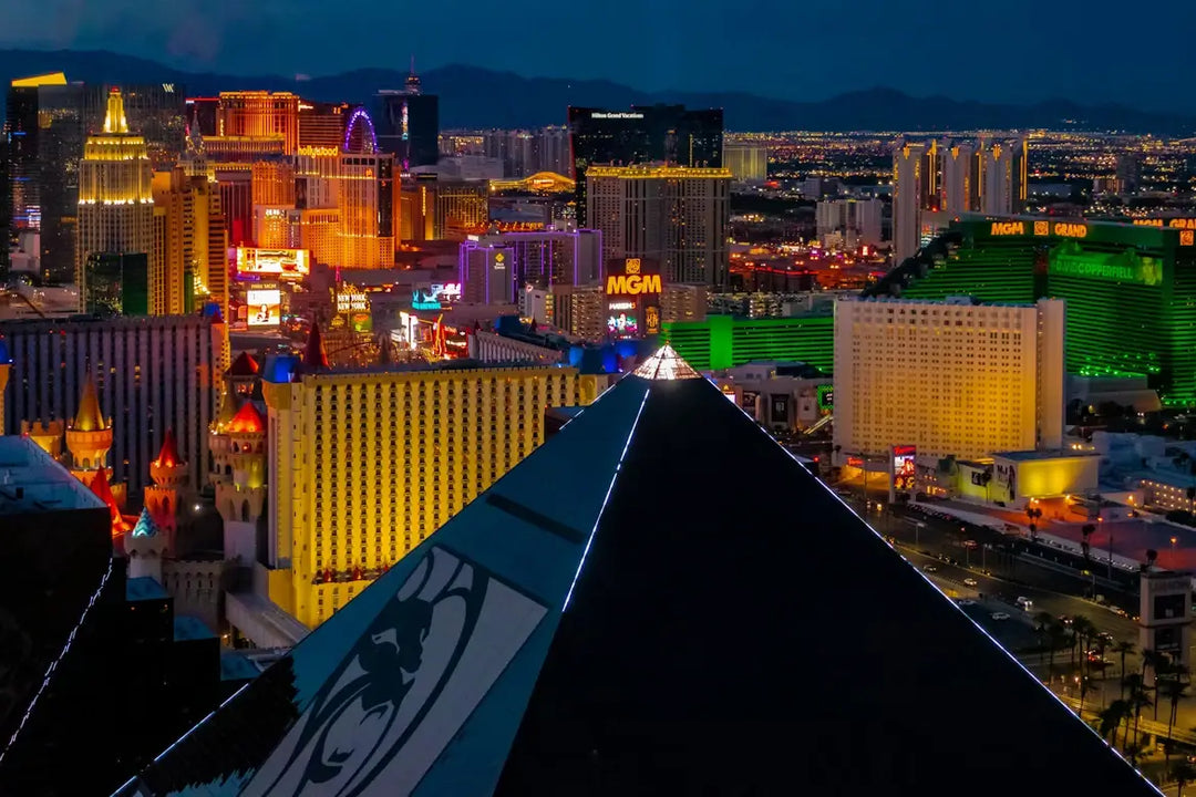 Luxor Las Vegas Guide: What Makes the Pyramid Hotel So Unique 🔺