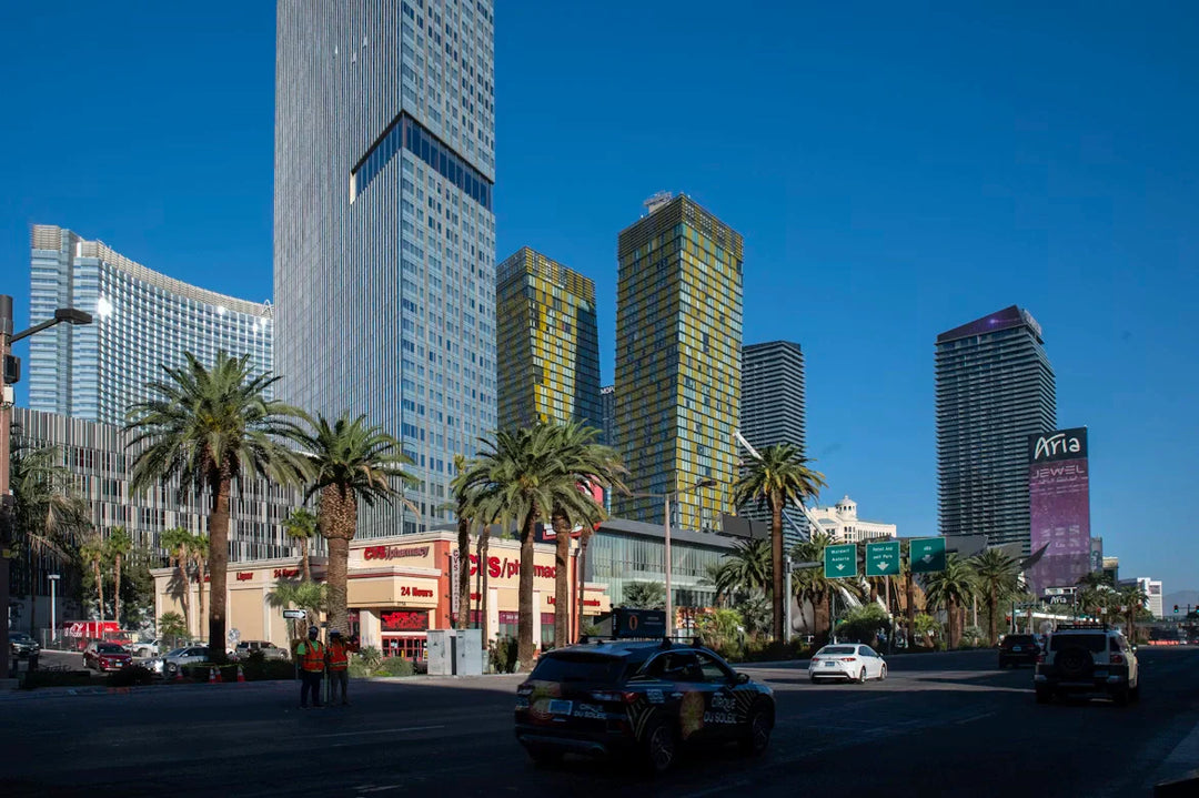 What to Do Around Aria Las Vegas Before Nightlife Starts 🌃✨