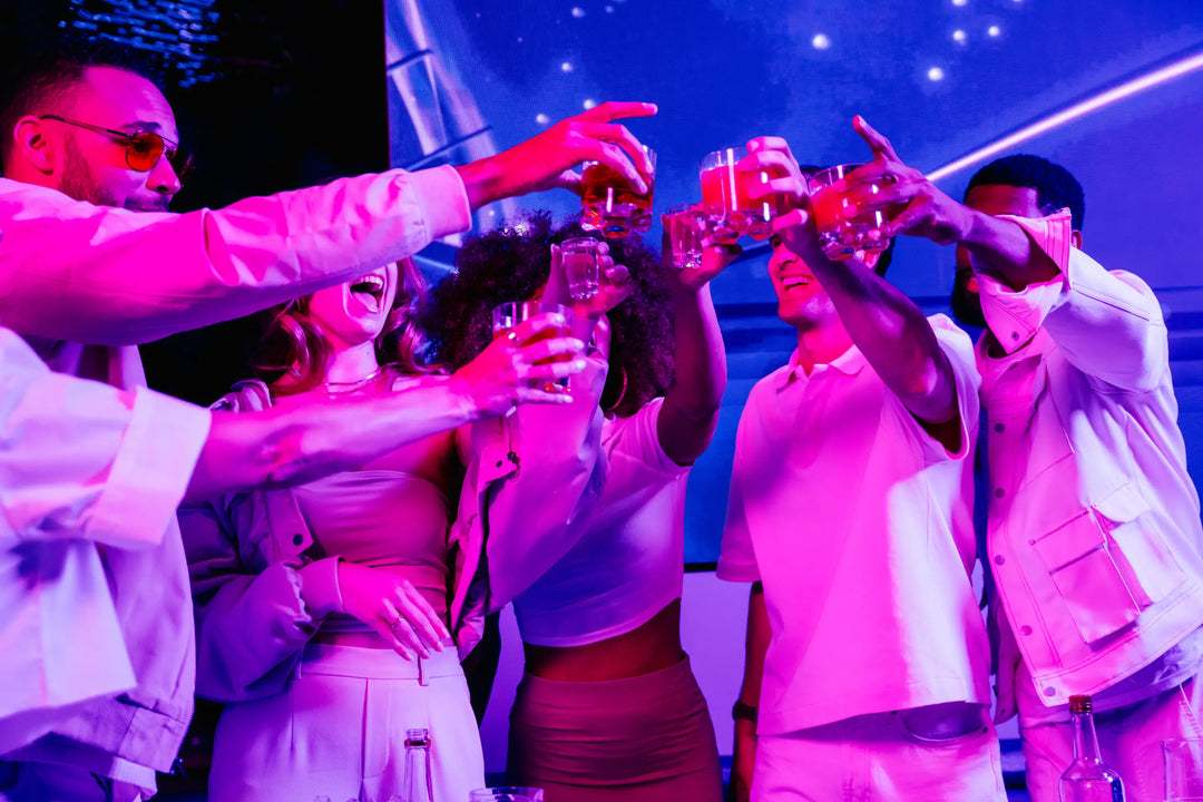 Your Guide to Downtown Las Vegas Nightlife After Visiting Container Park 🌃🍹