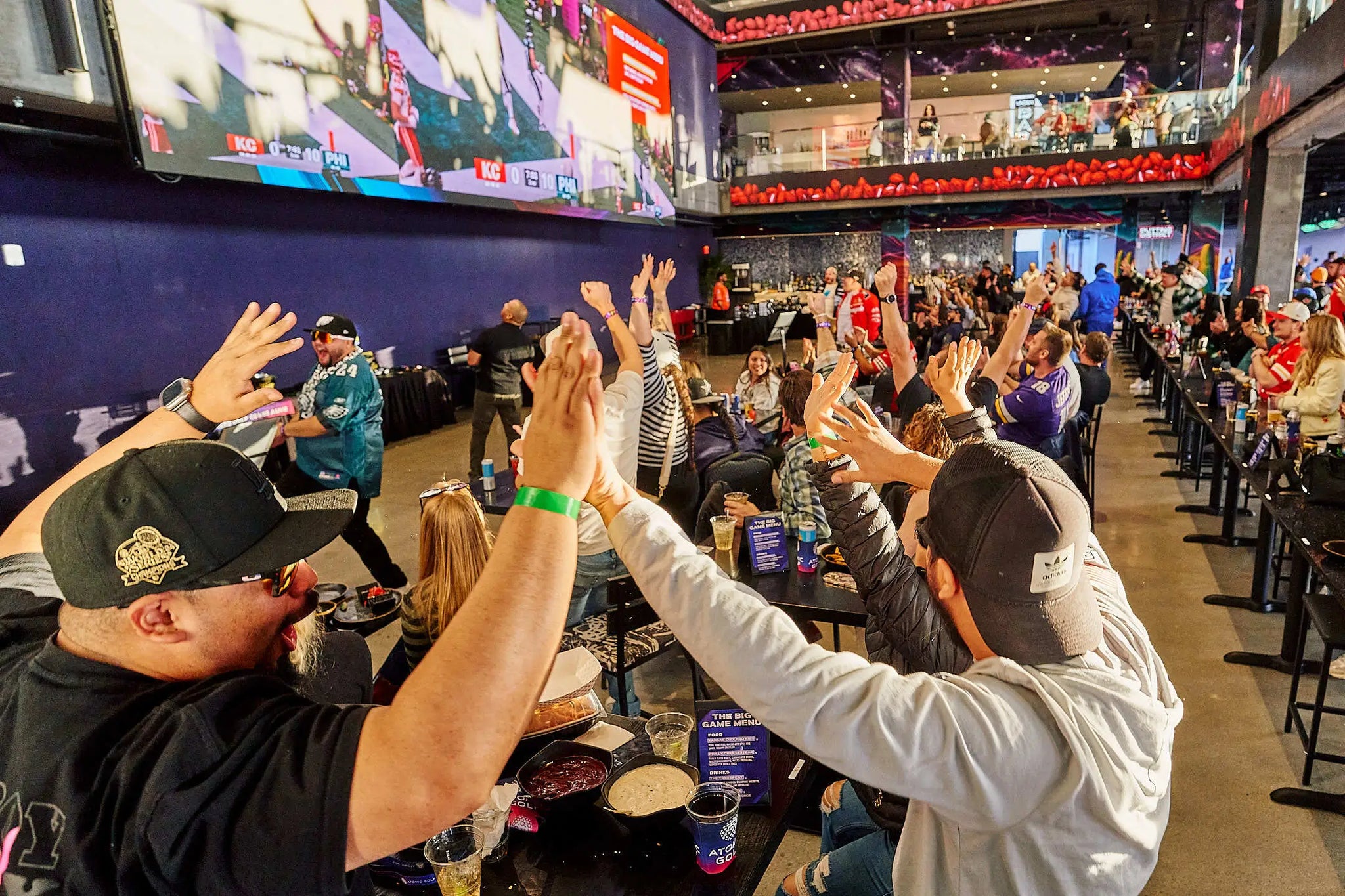 Best Places to Watch Football Near Flamingo Las Vegas 🏈🍻