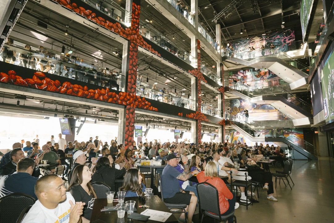 Fun Places to Watch Sports Near Flamingo Las Vegas for Visitors 🏈🎉