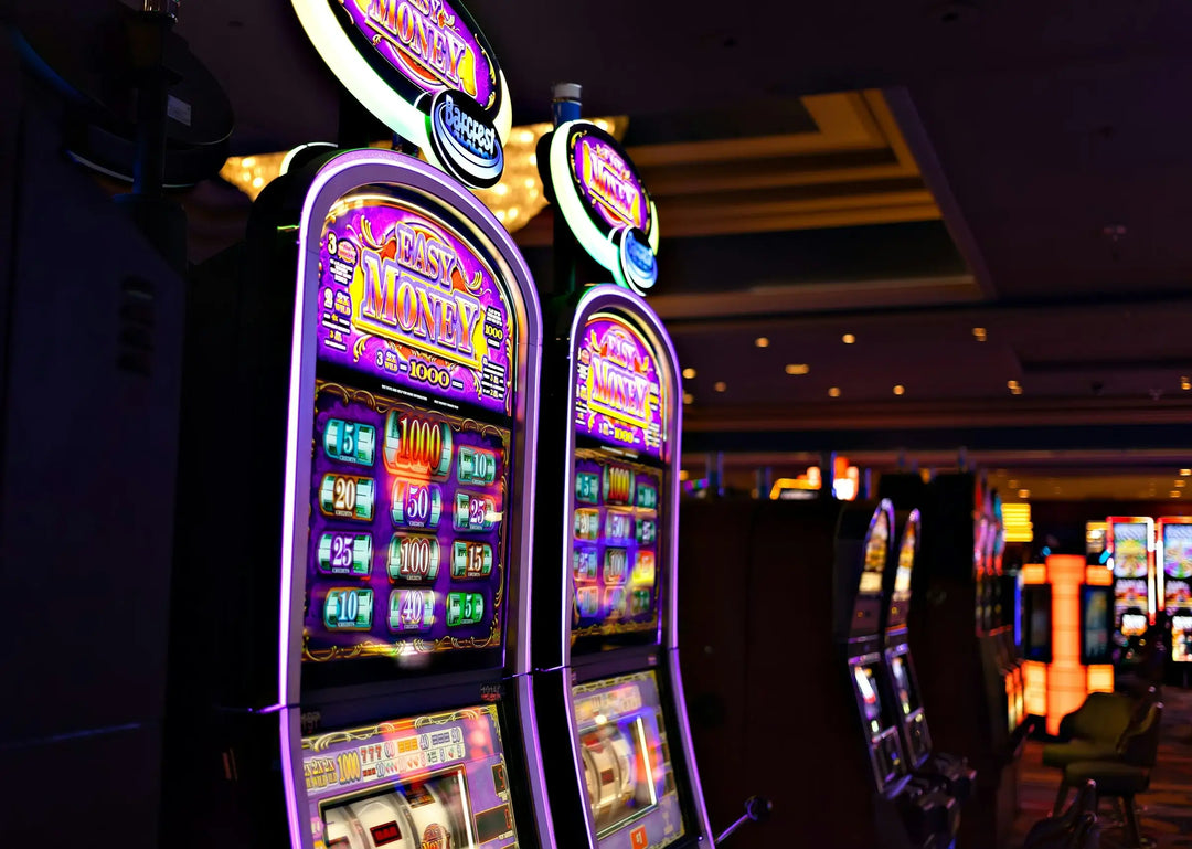 Better Nightlife Near Luxor Hotel and Casino