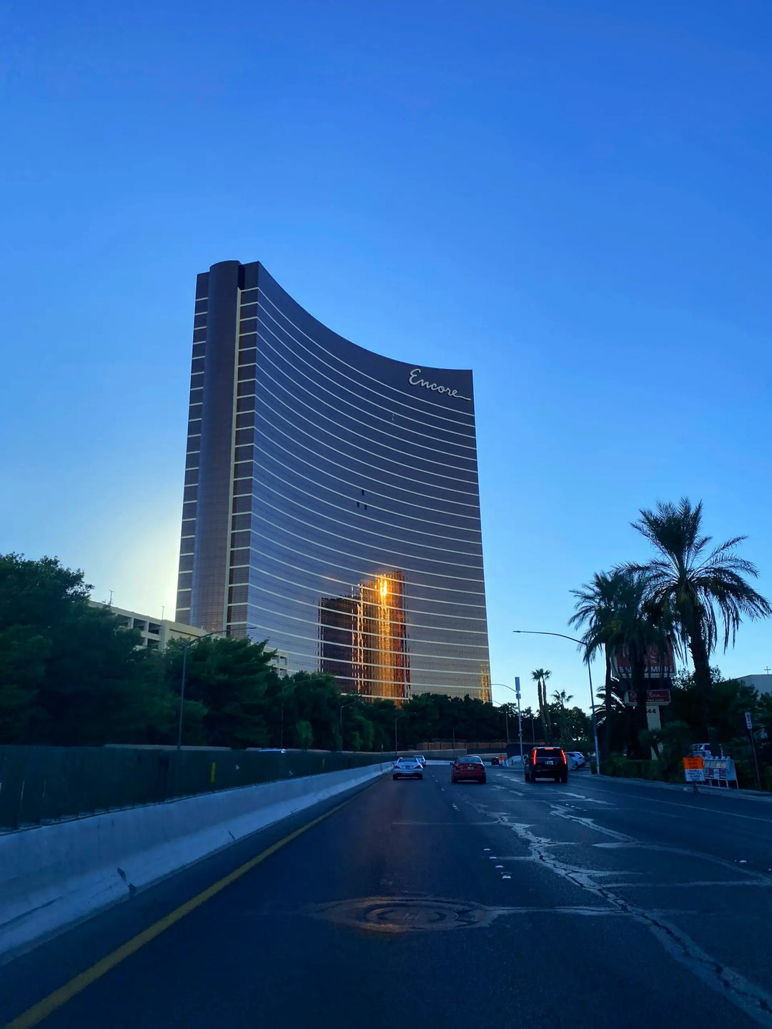 Plan a Night Out Near Encore Las Vegas That You’ll Actually Remember 🌙
