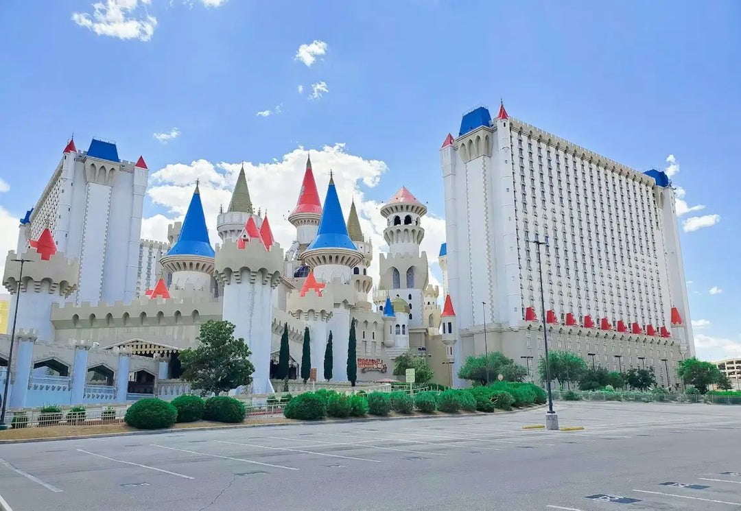 Beyond the Casino: Unique Things to Do Near Excalibur Las Vegas 🎯