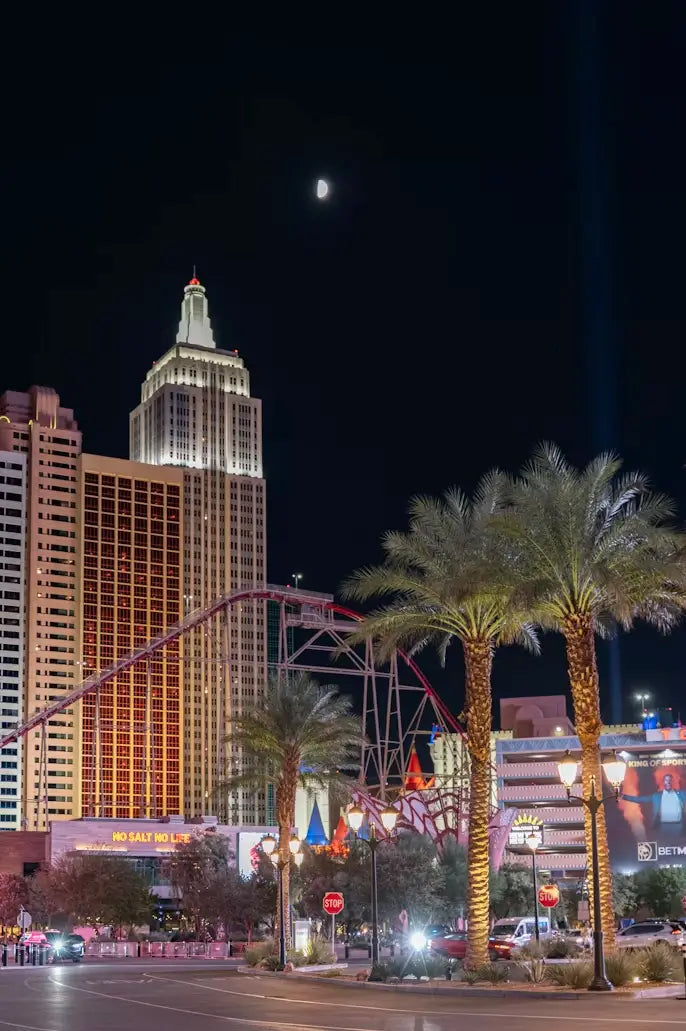 From Day to Night: Things to Do Near Excalibur Las Vegas All Day Long 🌞🌙