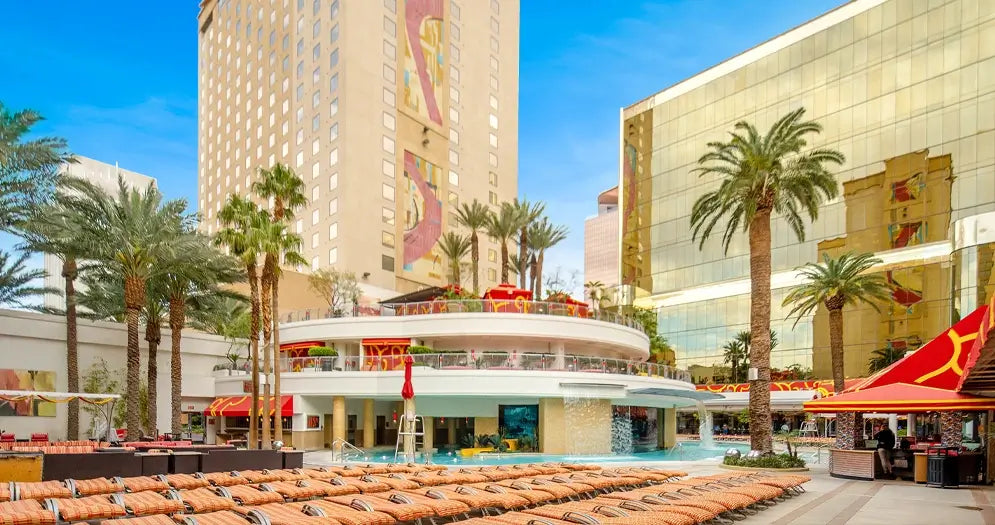 Things to Do Near Golden Nugget Las Vegas