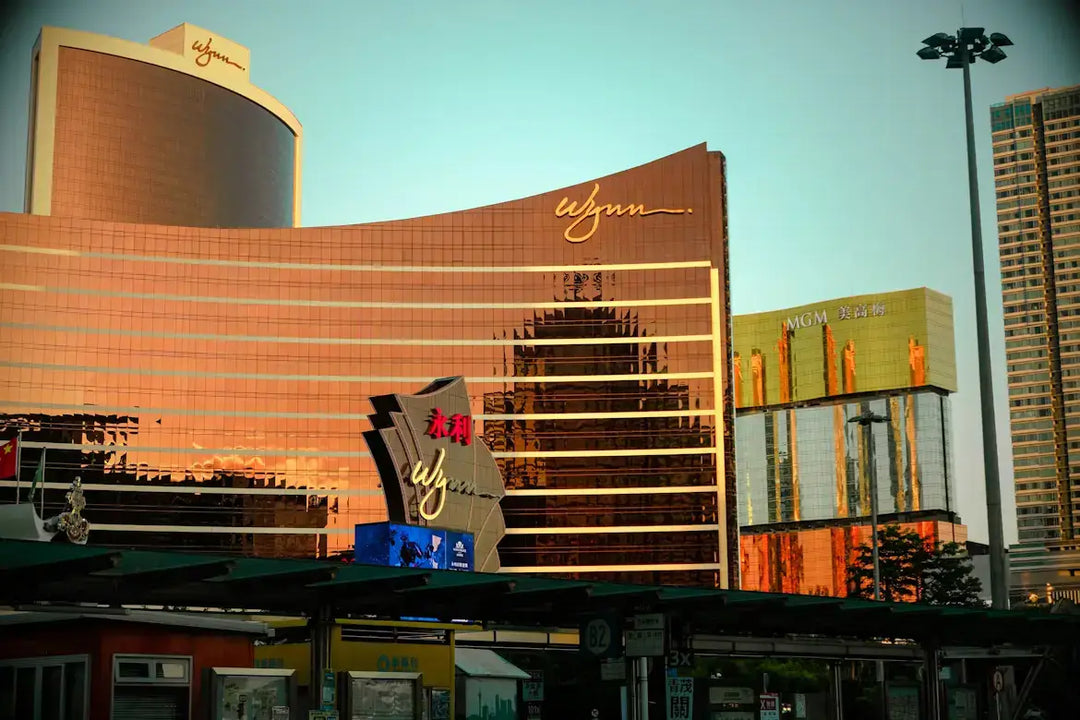 The Ultimate Guide to Things to Do Near Wynn Las Vegas (Luxury Edition) 🧭✨