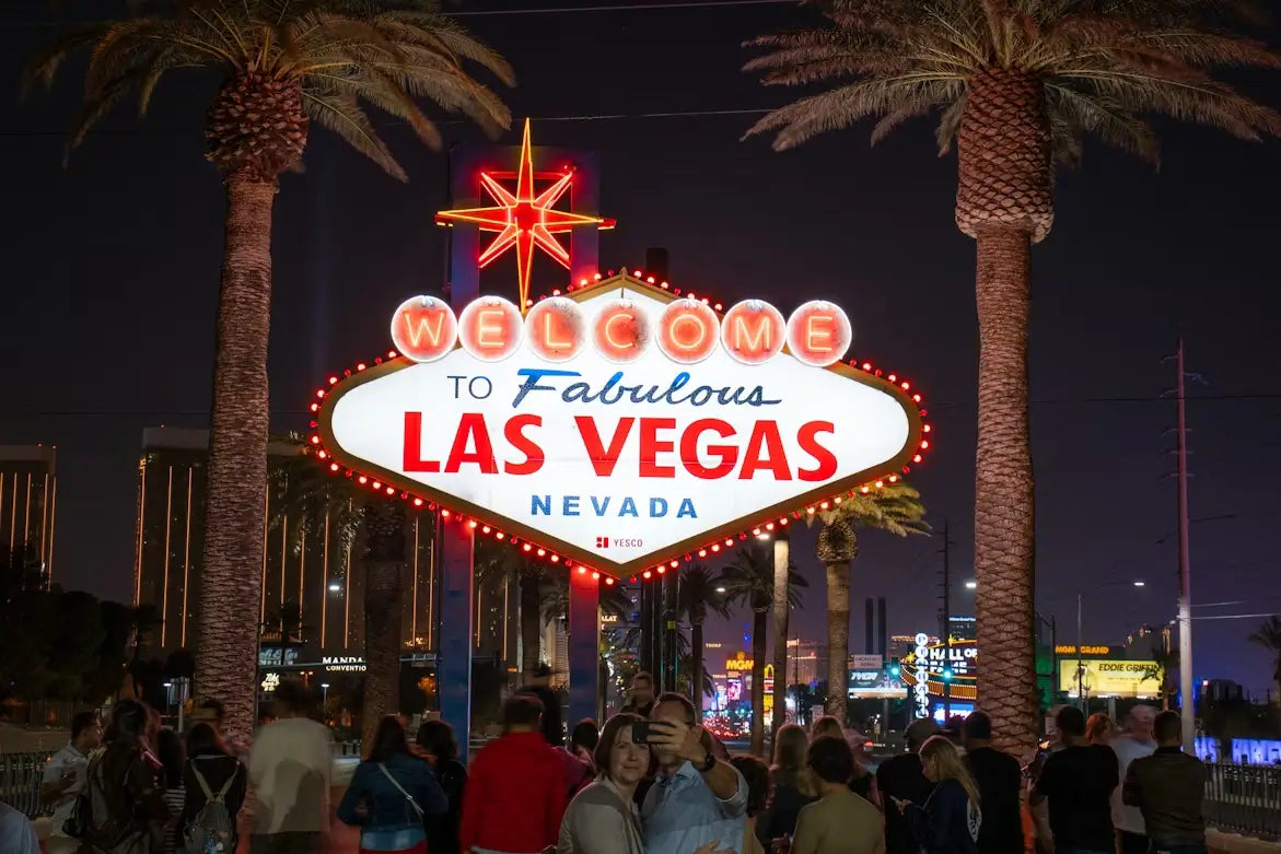 Where Should You Spend Your Vegas Night: AREA15 or Atomic Golf? 🤔