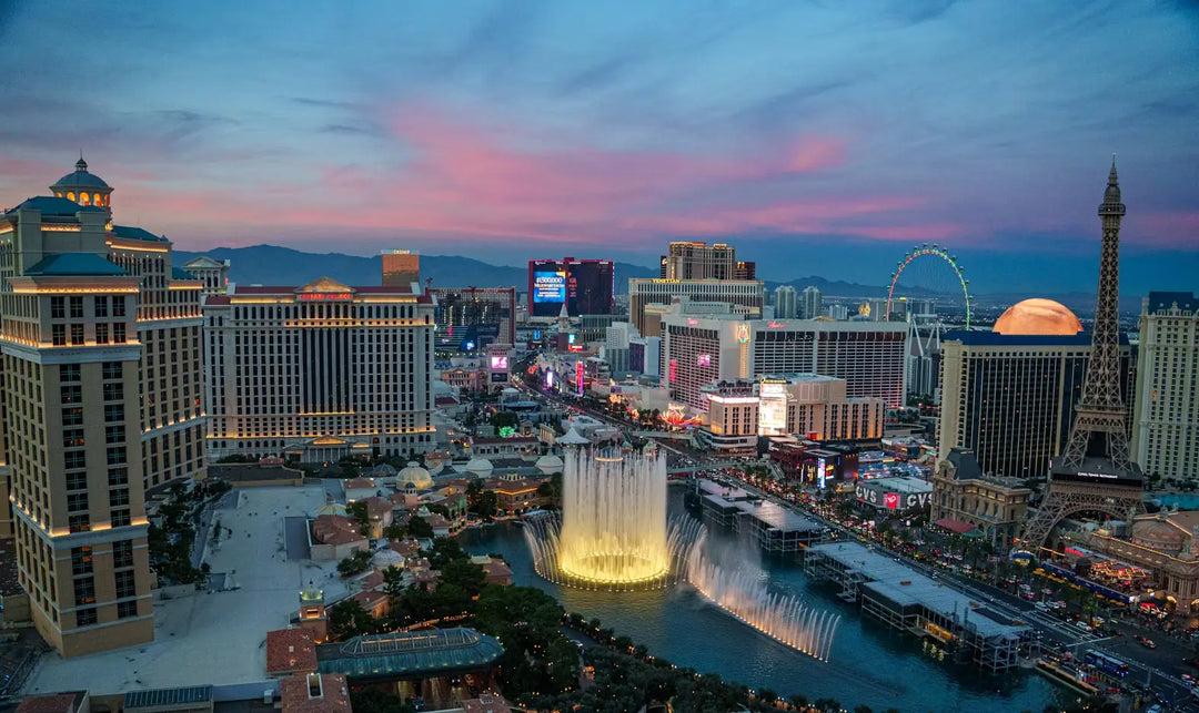 Where to Eat, Play & Unwind Near Bellagio Las Vegas