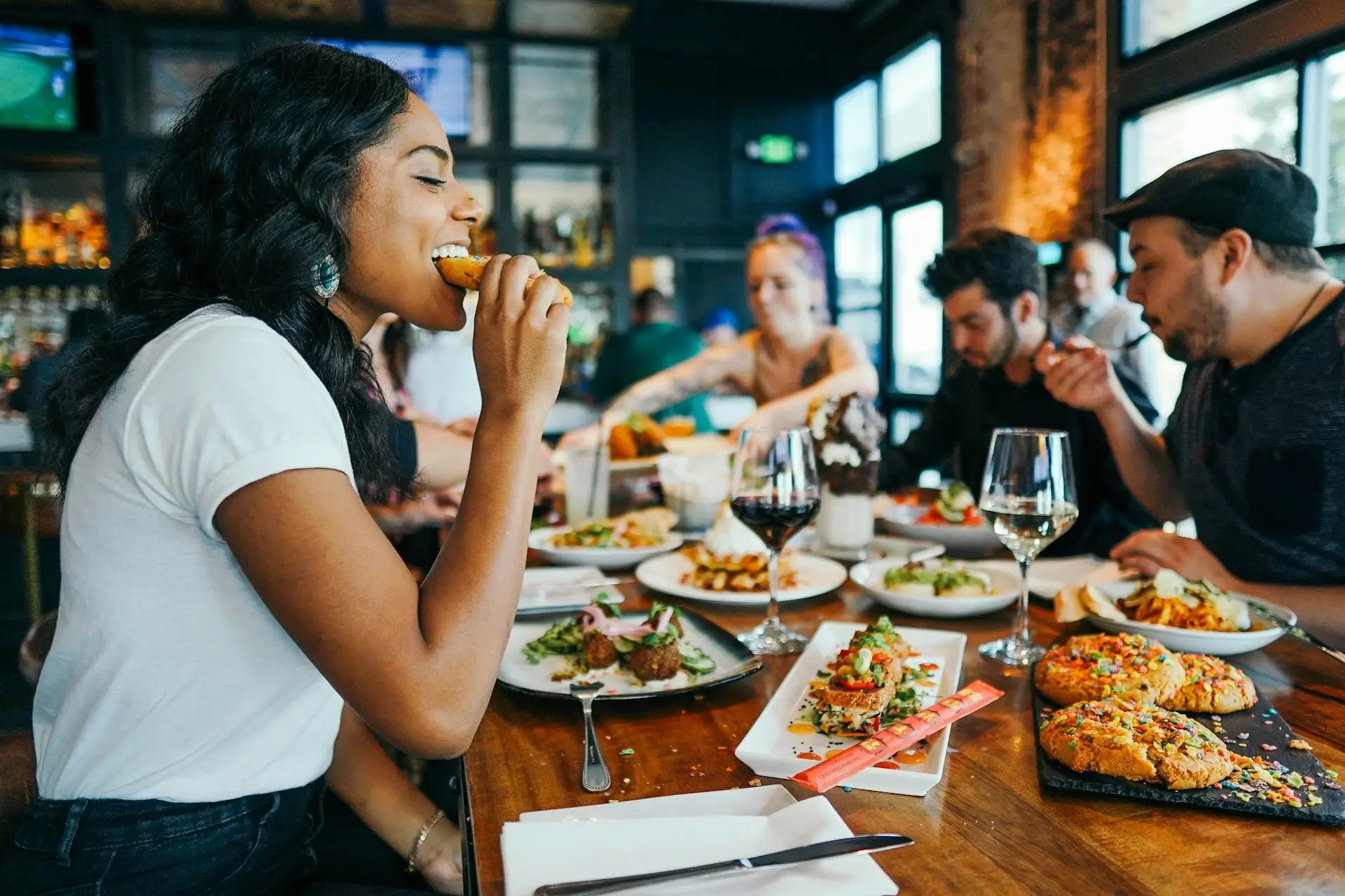 Top Restaurants & Bars Near Las Vegas Convention Center