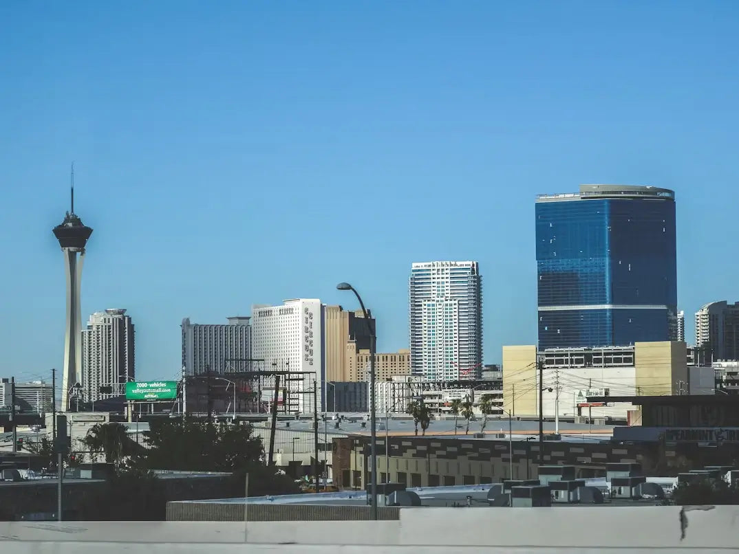 Ultimate Nighttime Guide to the STRAT Tower Las Vegas 🌙✨