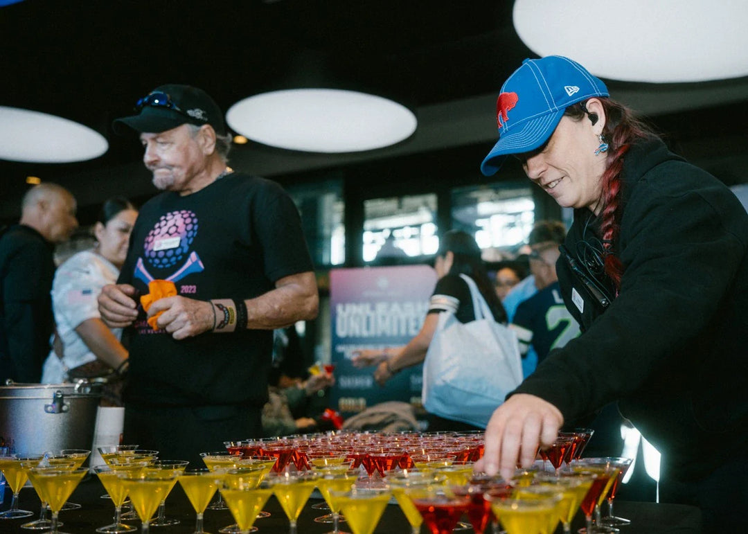 Where to Grab Drinks and Play Games Before Dinner in Las Vegas 🍹⛳