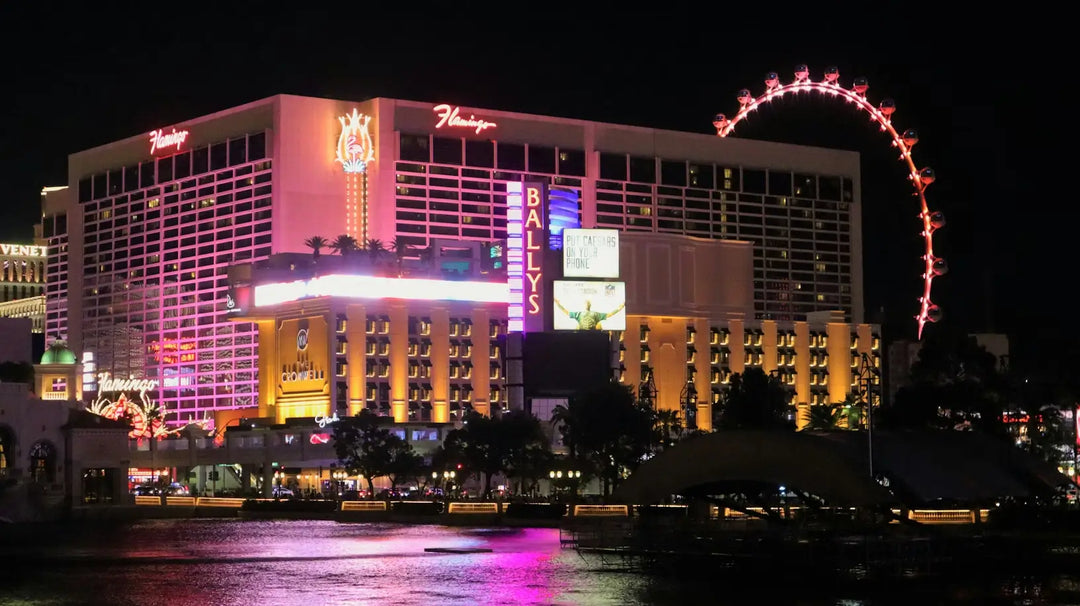 Why Social Gaming Is One of the Best Things to Do Near Flamingo Las Vegas 🎮⛳