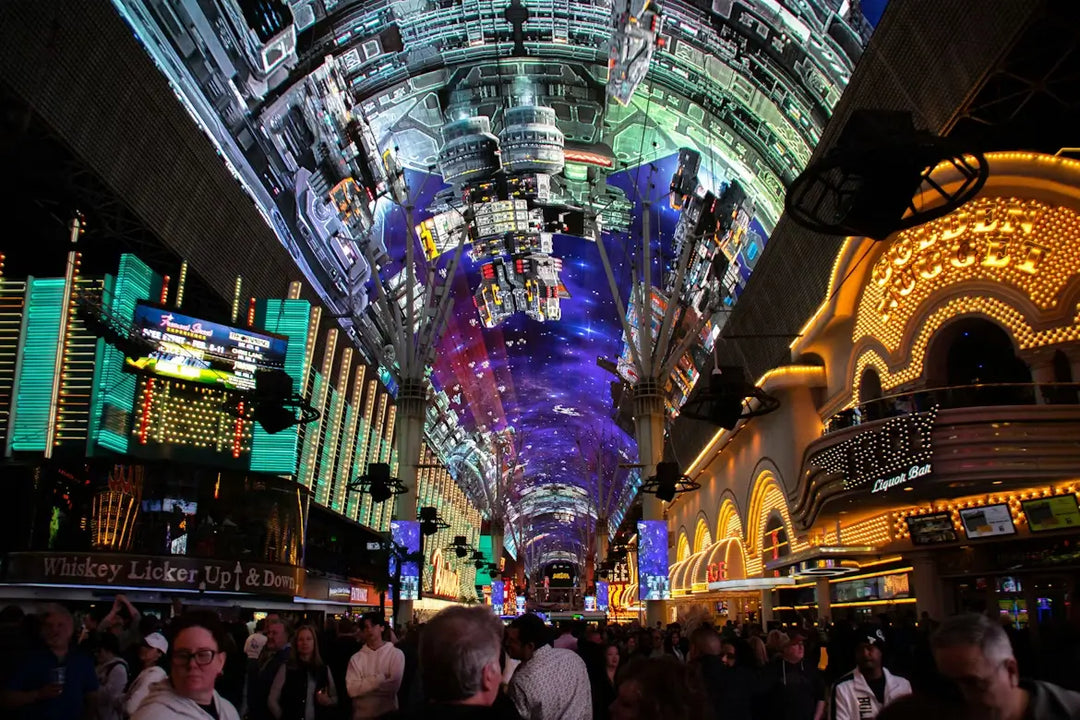 Your Ultimate Fremont Street Weekend Itinerary Near Golden Nugget
