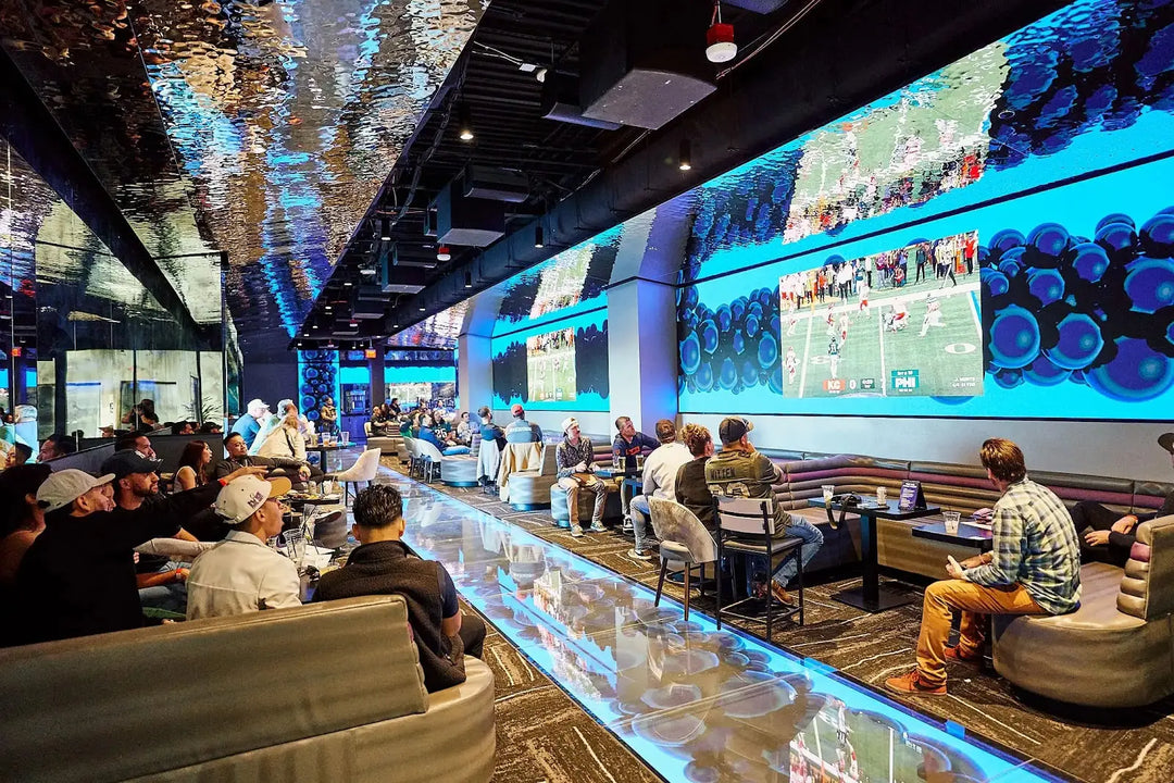 From Food to Fun: Indoor Las Vegas Experiences That Do More 🍽️⛳