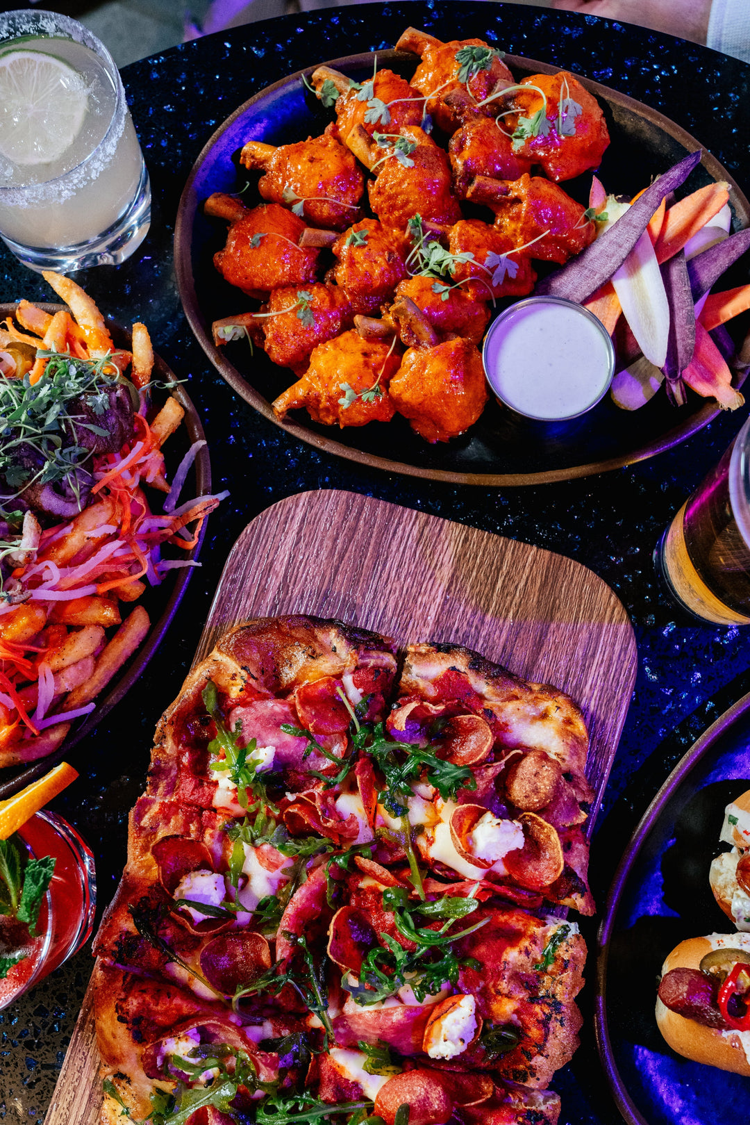 Fun on a Budget: Affordable Places to Eat and Play Near Circus Circus Las Vegas 🎯🍔